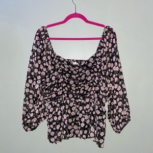 American eagle cropped shirt